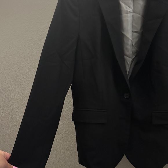 Banana Republic Black Blazer - Picture 3 of 6
